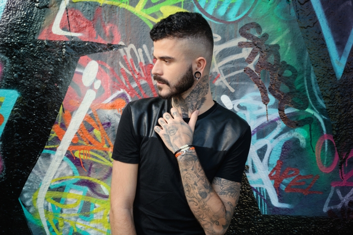 Photographe Lyon - Aurélien Audy - shooting outdoor bracelets mannequin illustration mode